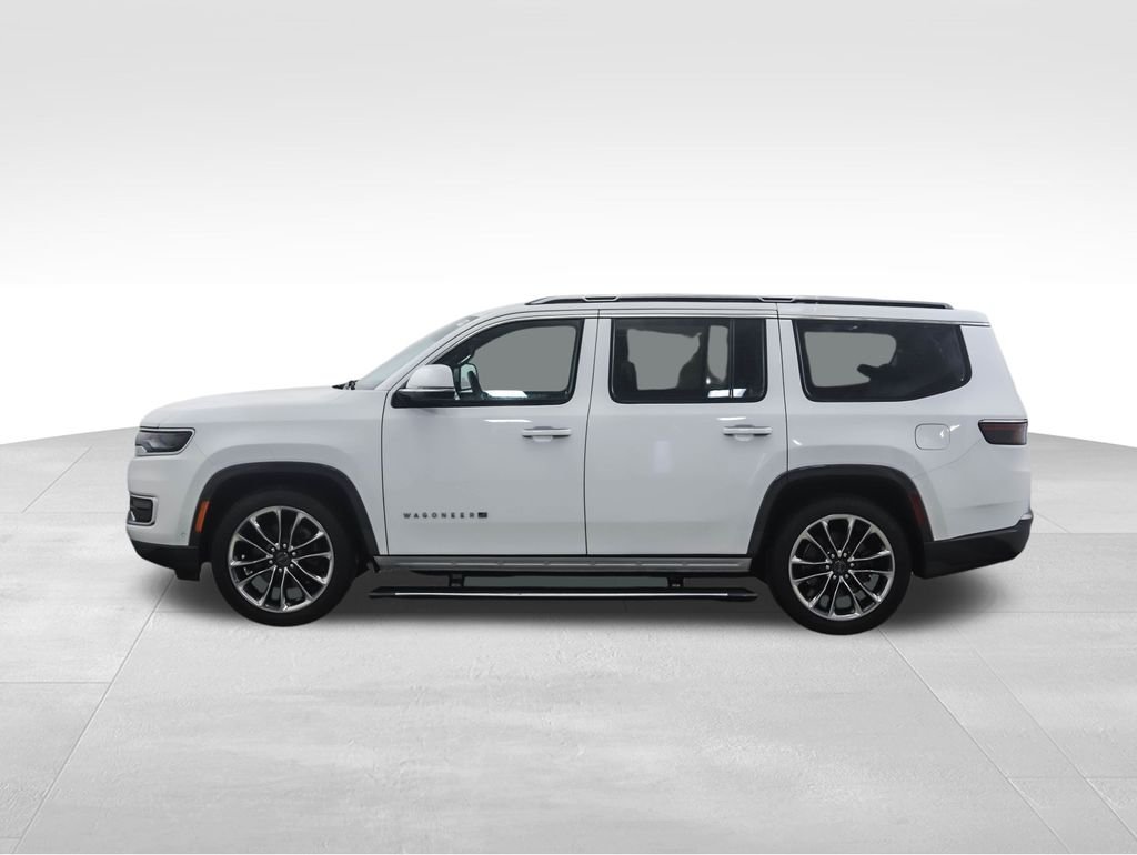 Used 2022 Jeep Wagoneer Series III with VIN 1C4SJVDT2NS132308 for sale in Minneapolis, Minnesota