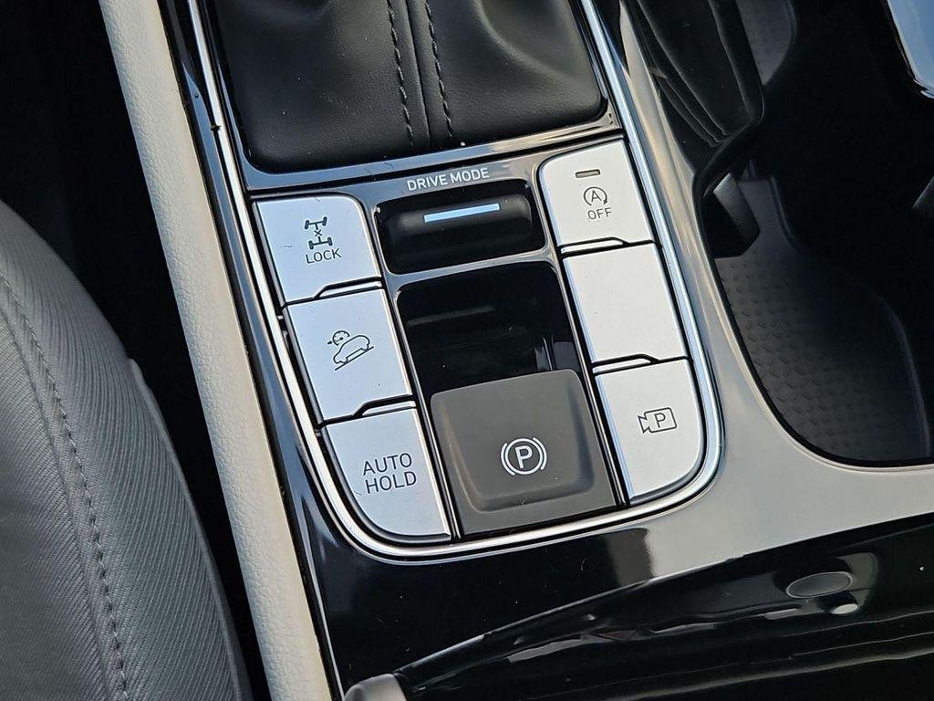 New 2026 Gray Hyundai SEL AWD image 34