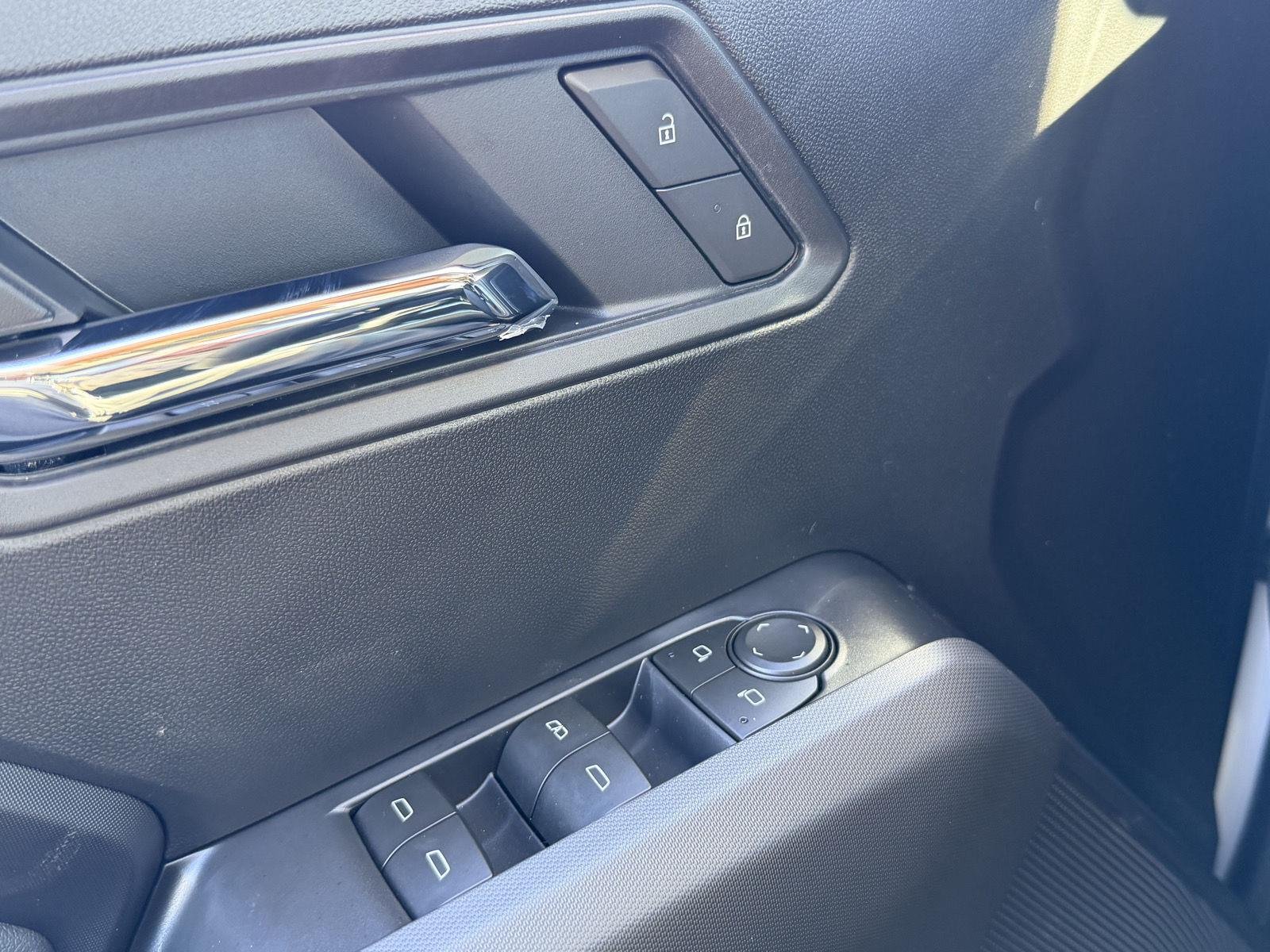 2026 Chevrolet Colorado LT - Photo 8