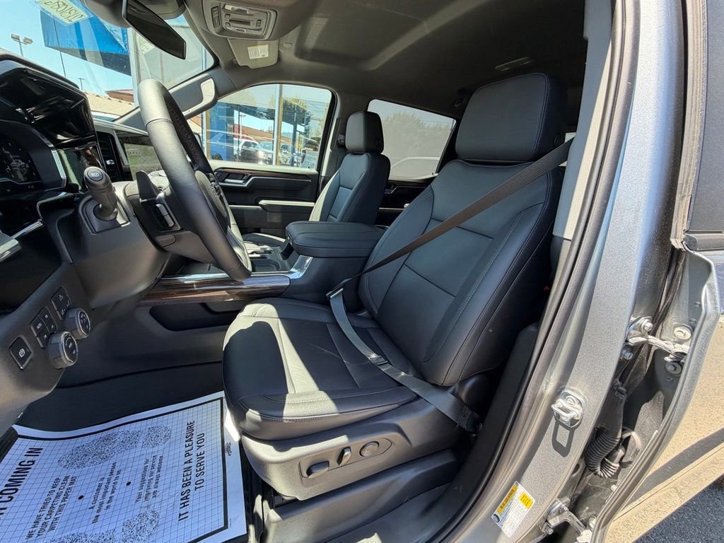 2025 Chevrolet Silverado 1500 RST - Photo 9