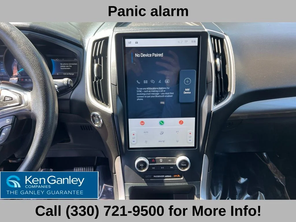 Used 2022 Black Ford SE image 35