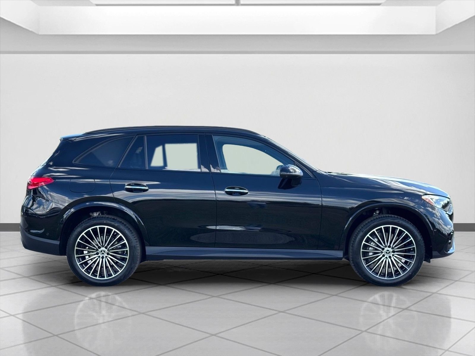New 2026 Obsidian Black Metallic Mercedes-Benz GLC 300 image 2