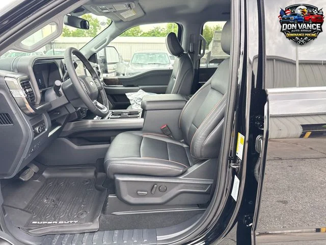 New 2026 Agate Black Metallic Ford F-250® Lariat® image 9