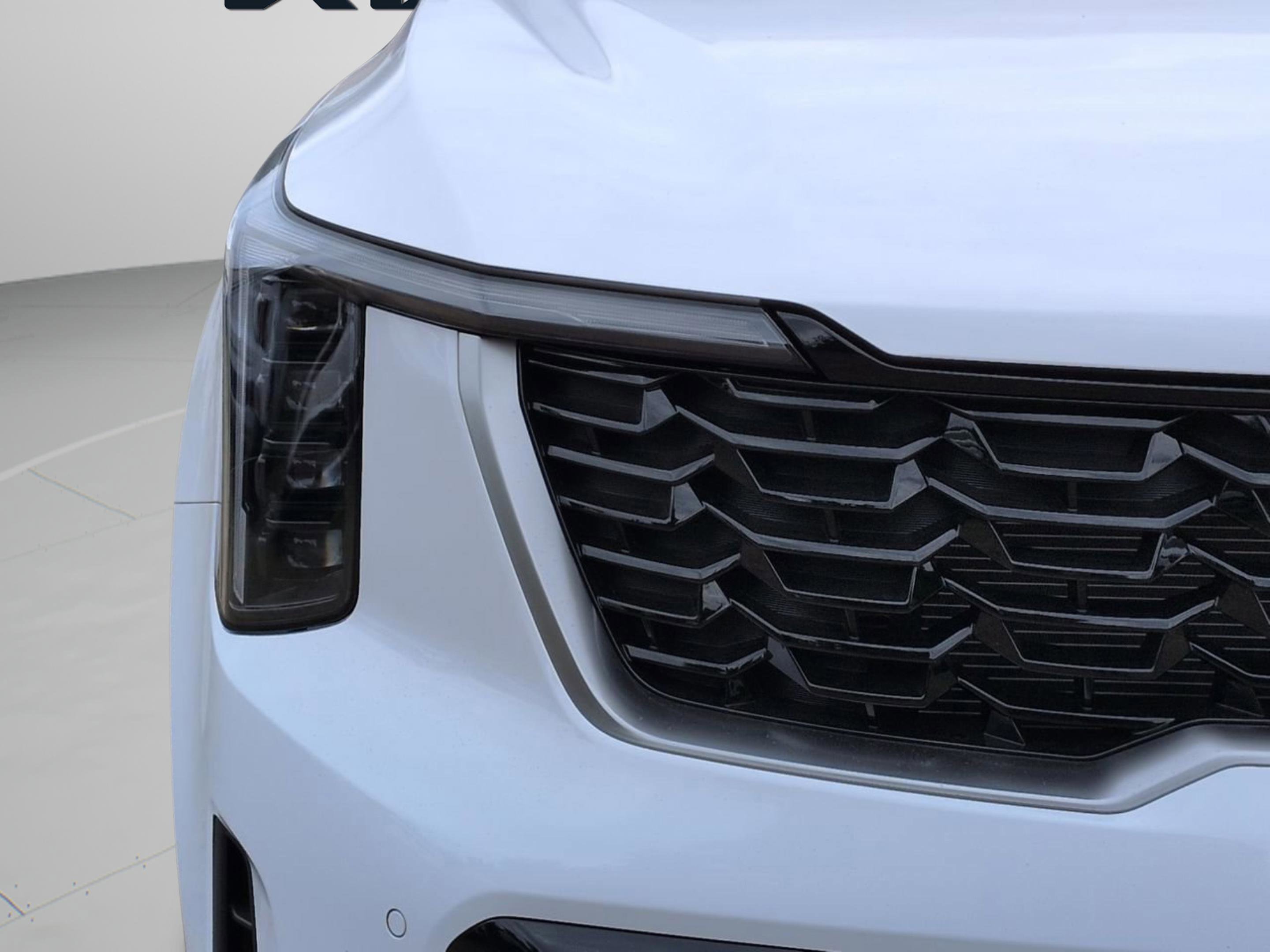 New 2026 Glacial White Kia S image 31