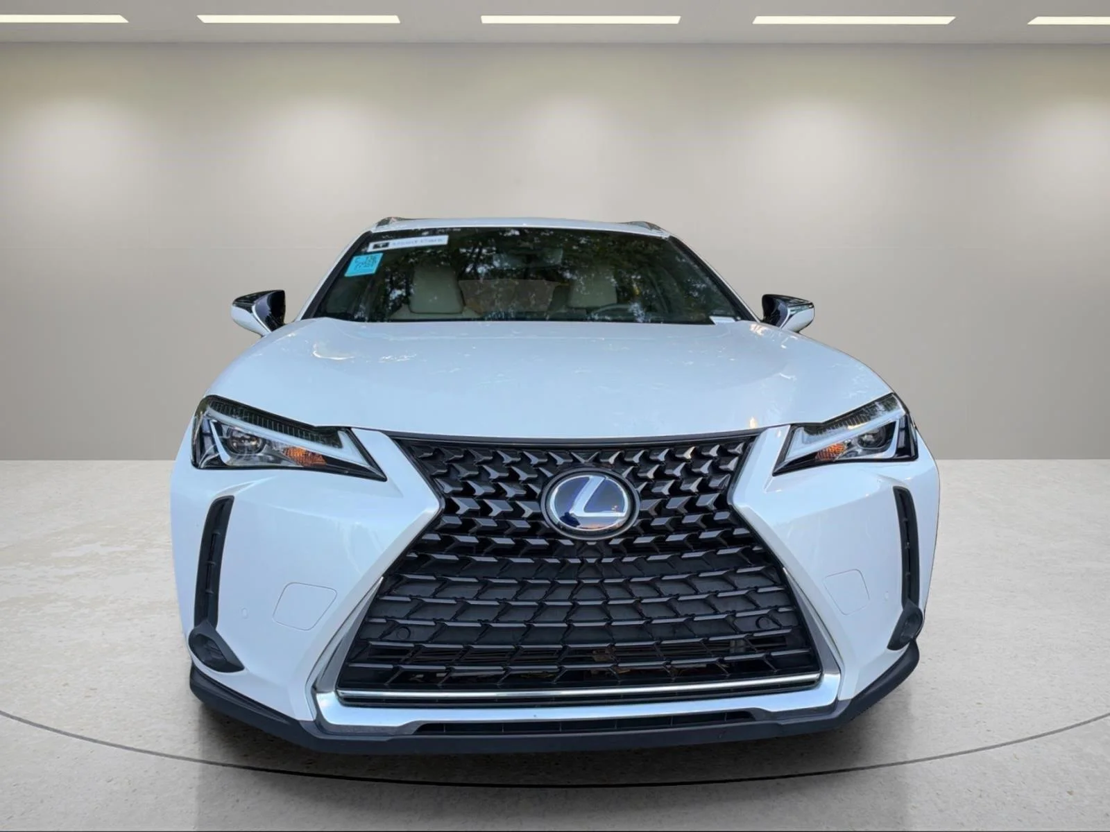 Used 2020 Eminent White Pearl Lexus UX 250h image 9