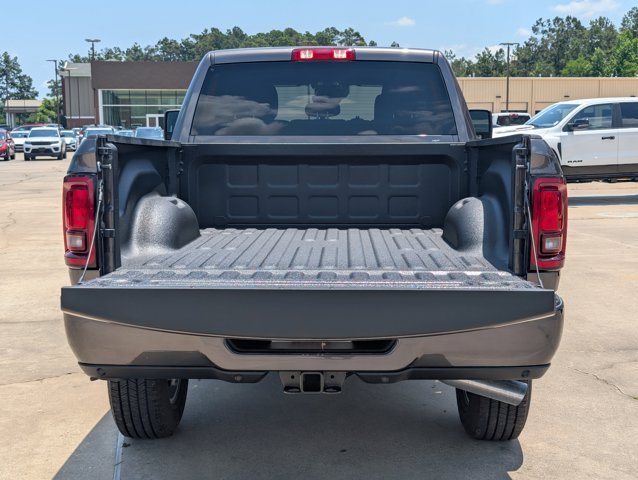 New 2026 Granite Crystal Metallic Clear-Coat Exterior Paint RAM Big Horn image 12