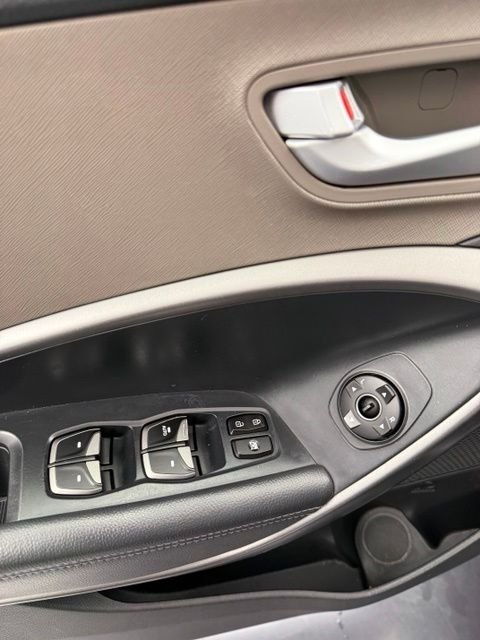 Used 2014 Blue Hyundai Base image 43
