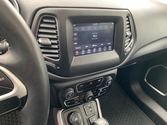 Used 2018 Black Jeep Latitude image 23
