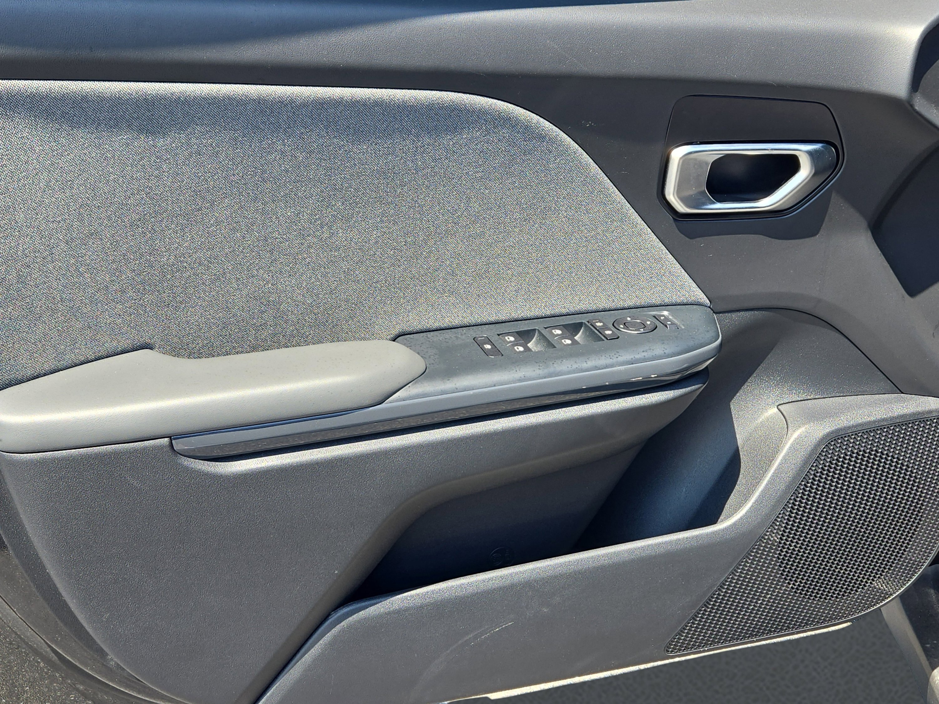 2025 Kia K4 EX - Photo 12