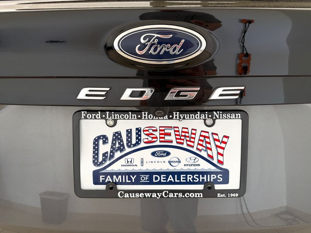 Used 2023 Gray Metallic Ford SEL image 30