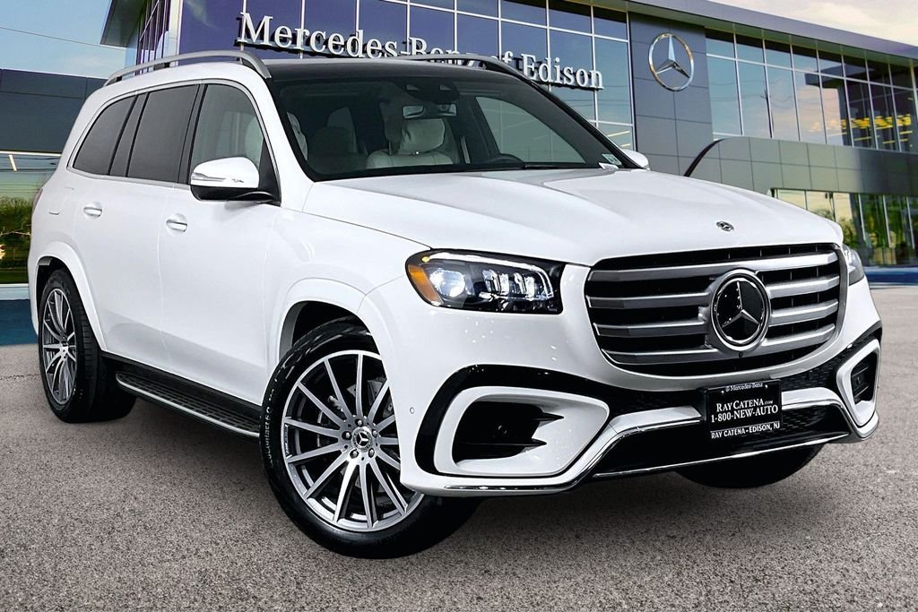 2025 Mercedes-Benz GLS GLS 580 4MATIC's photo
