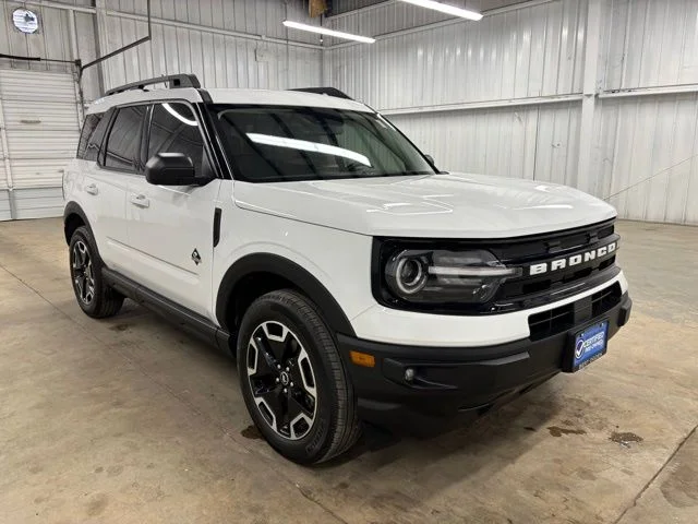 2023 Ford Bronco Sport Outer Banks 4X4's photo