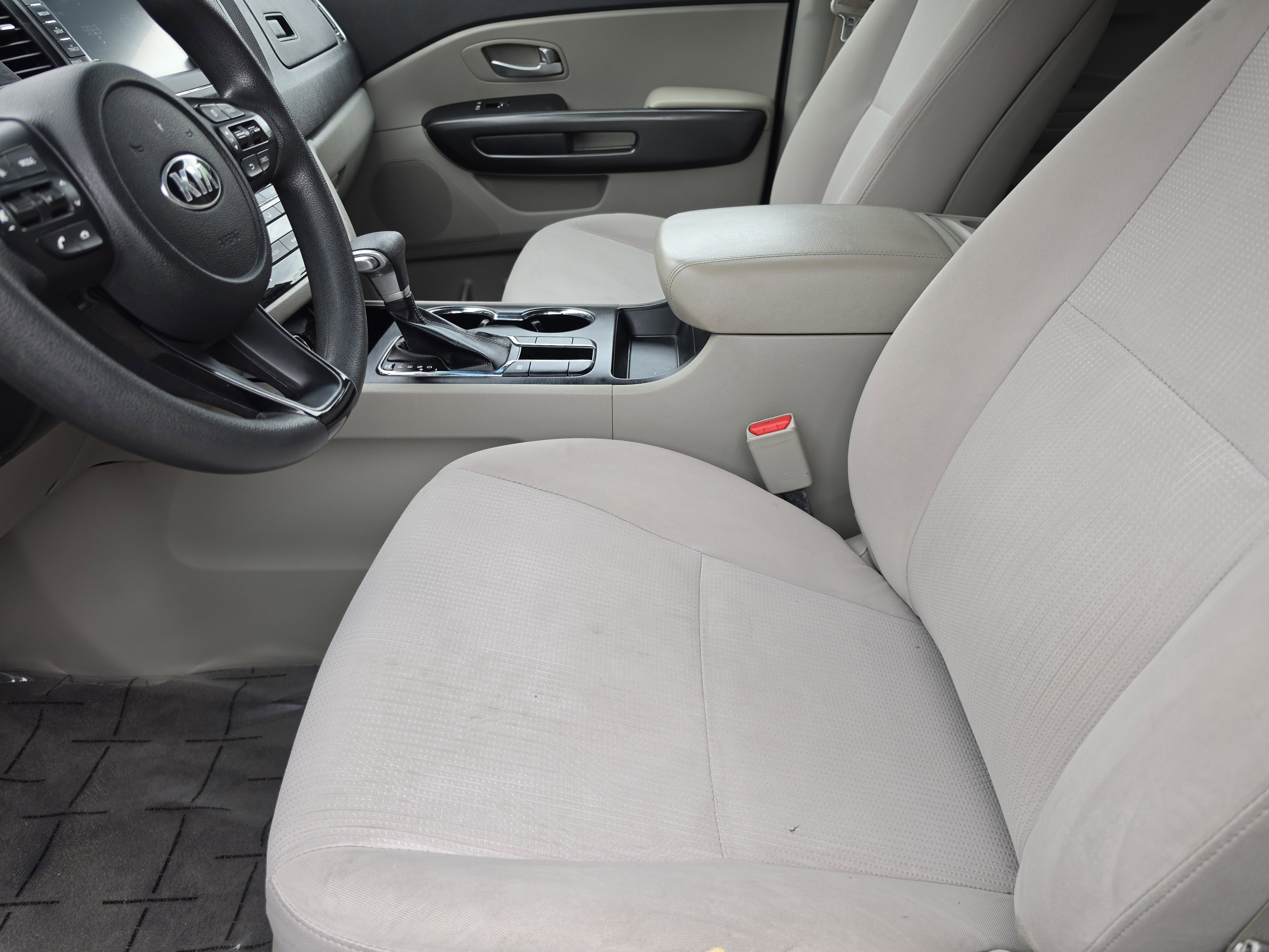 Used 2019 Panthera Metal Kia LX image 11
