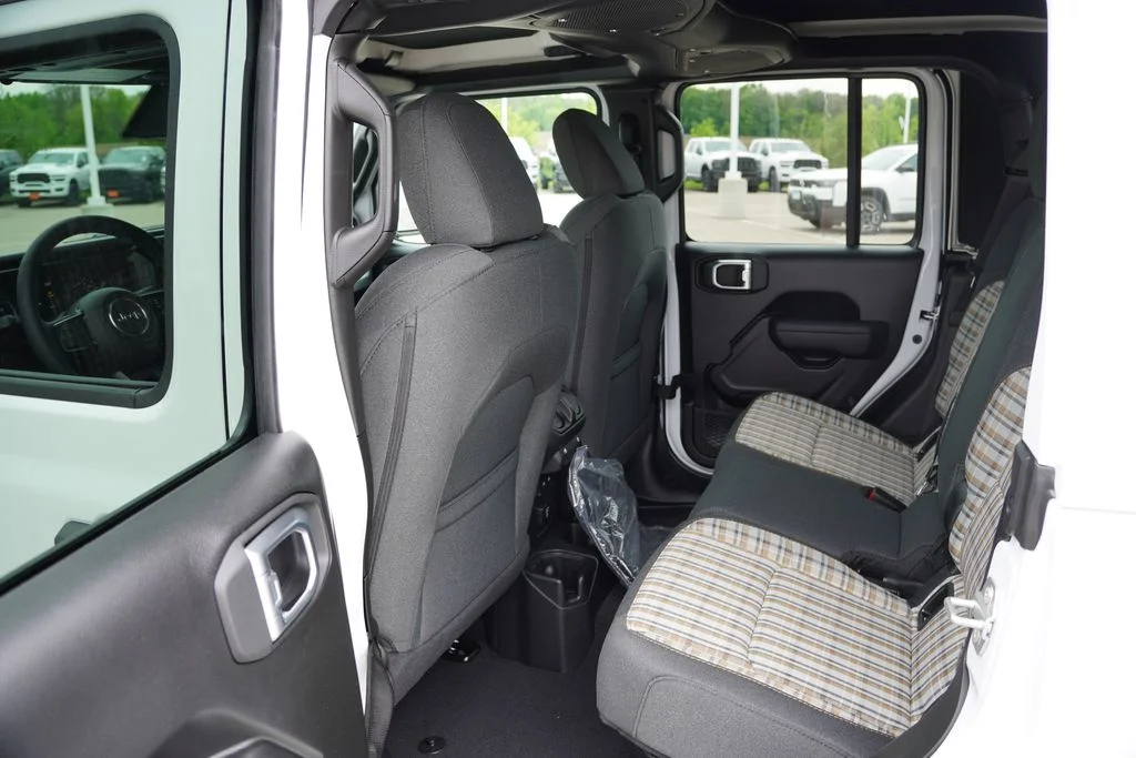 New 2026 White Jeep 85th Anniversary Edition image 13