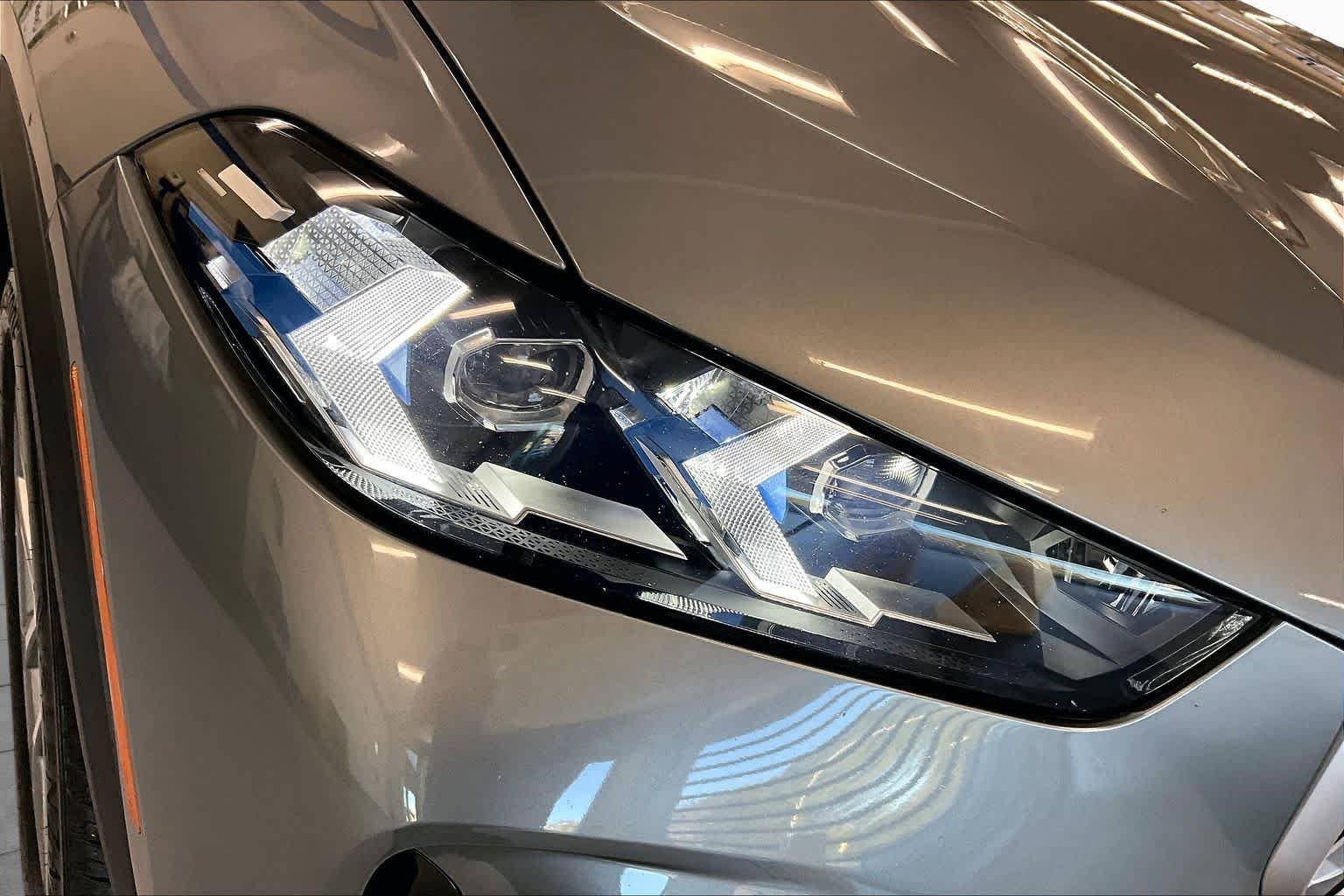 Used 2026  BMW xDrive40i image 28