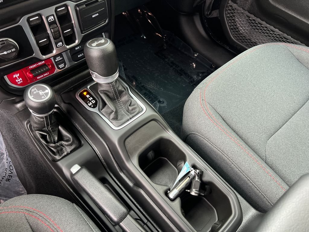 Used 2025 Black Jeep Rubicon image 22