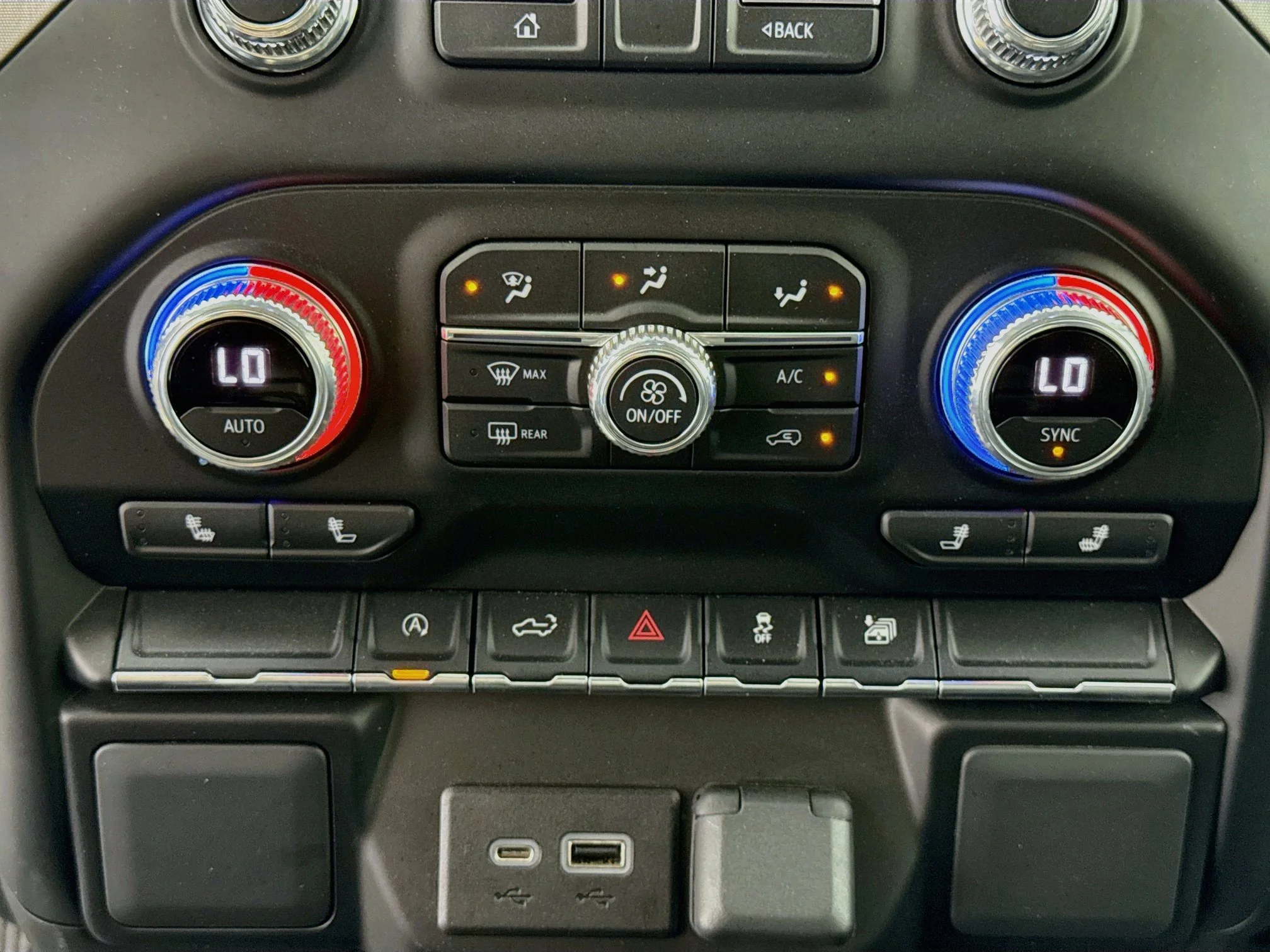 Used 2021 PACIFIC BLUE METALLIC GMC Elevation image 17