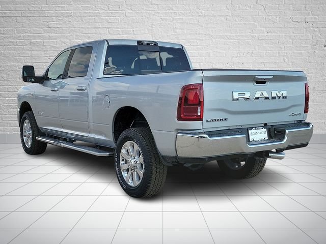 New 2026 Silver-Zynith Exterior Paint RAM Laramie image 3