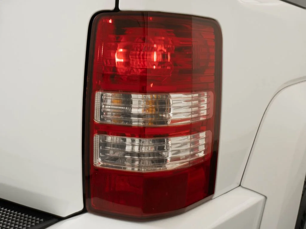Used 2012 Bright White Clearcoat Jeep Sport image 9