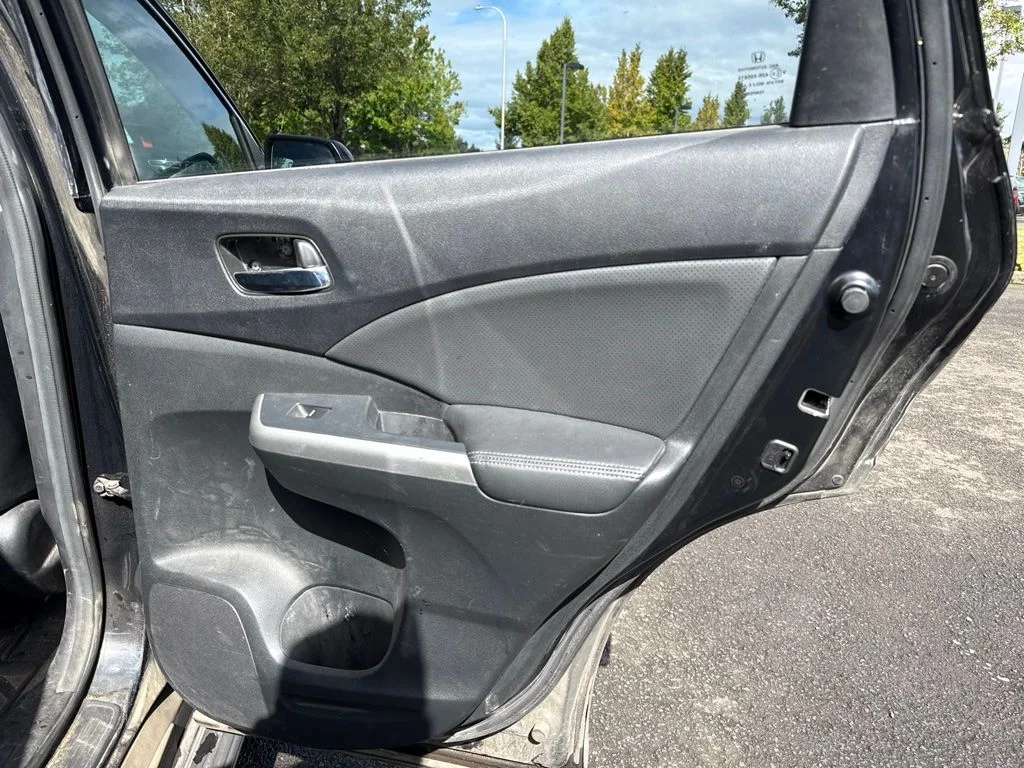 Used 2016 Crystal Black Pearl Honda Touring image 22
