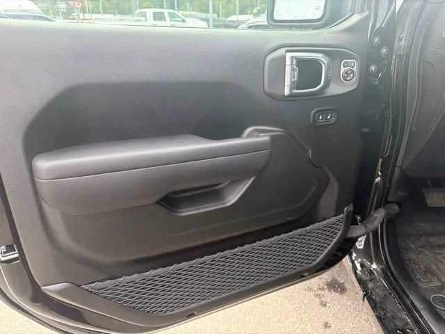 2025 Jeep Wrangler 4-Door Sport S - Photo 17