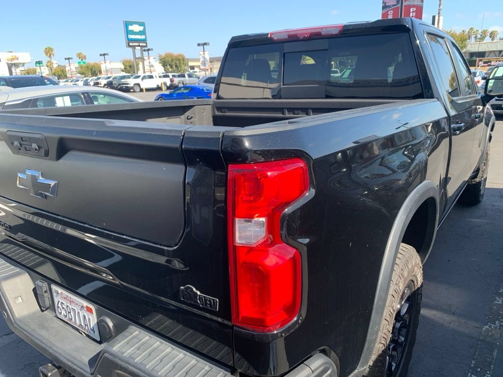 Used 2024 Black Chevrolet ZR2 image 7