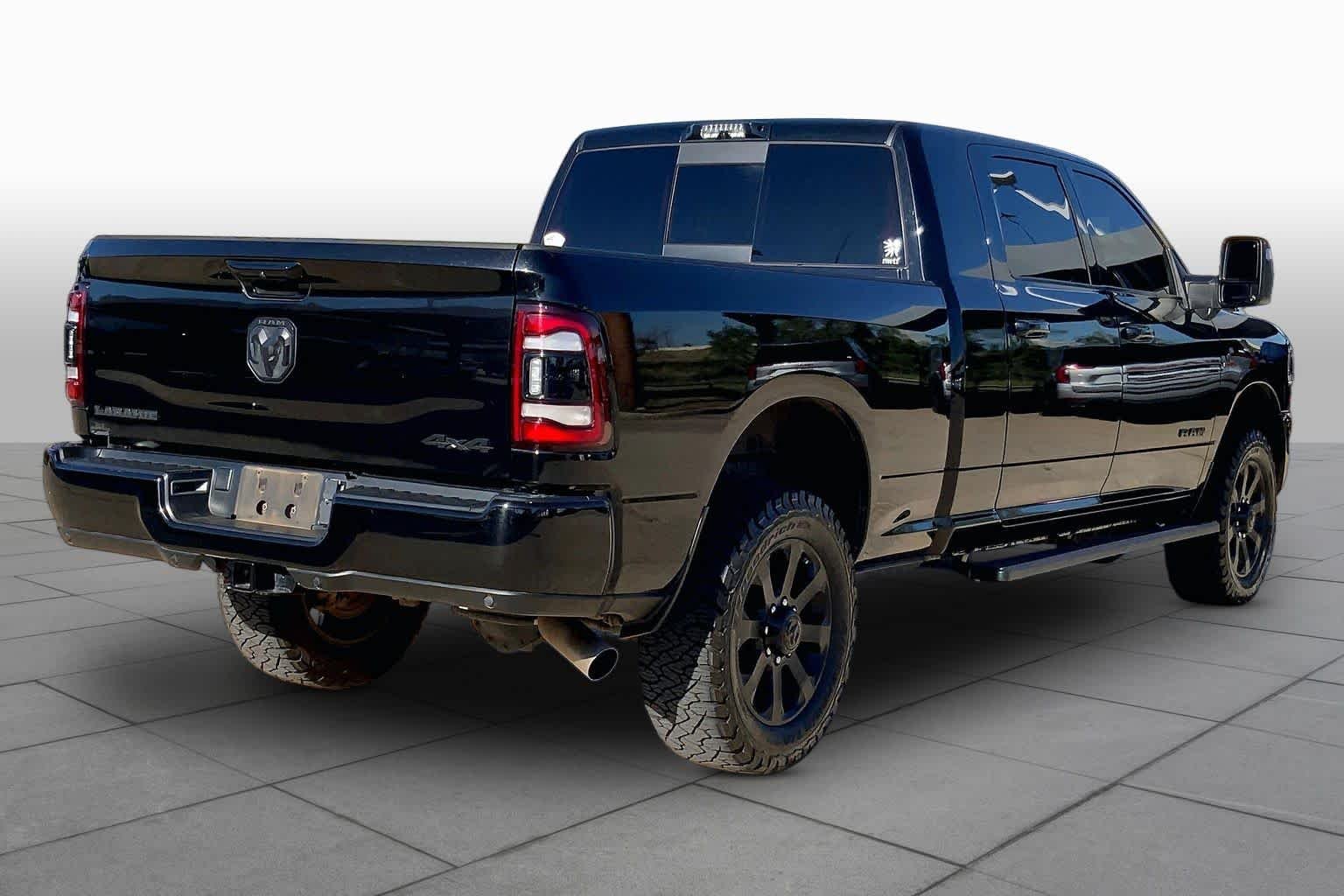 Used 2024 Diamond Black Crystal Pearlcoat Ram Laramie image 12