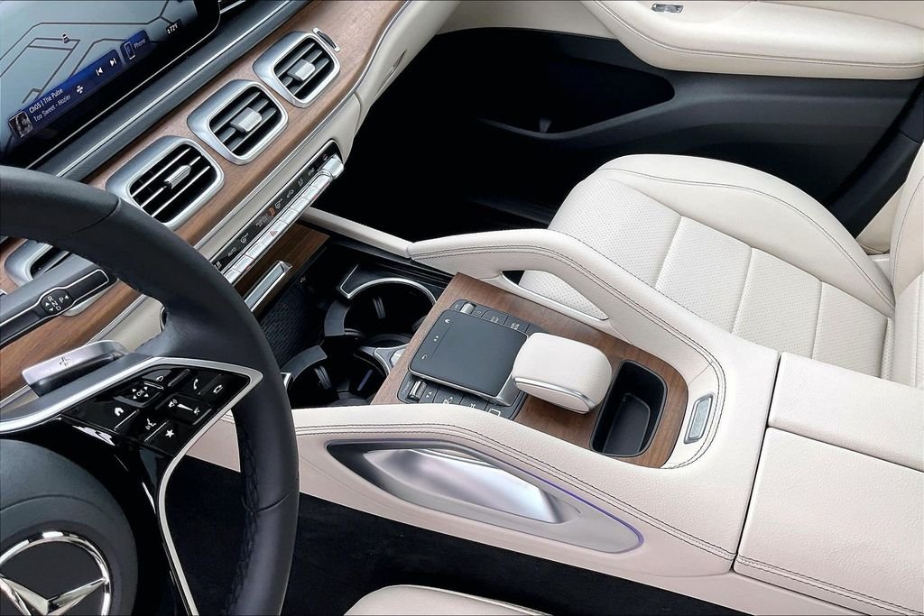 New 2026 Polar White Mercedes-Benz GLE 450 image 8