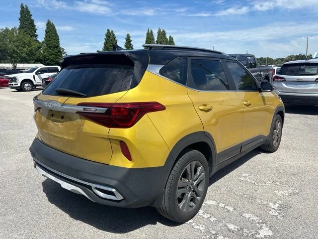Used 2023 Yellow Kia S image 5