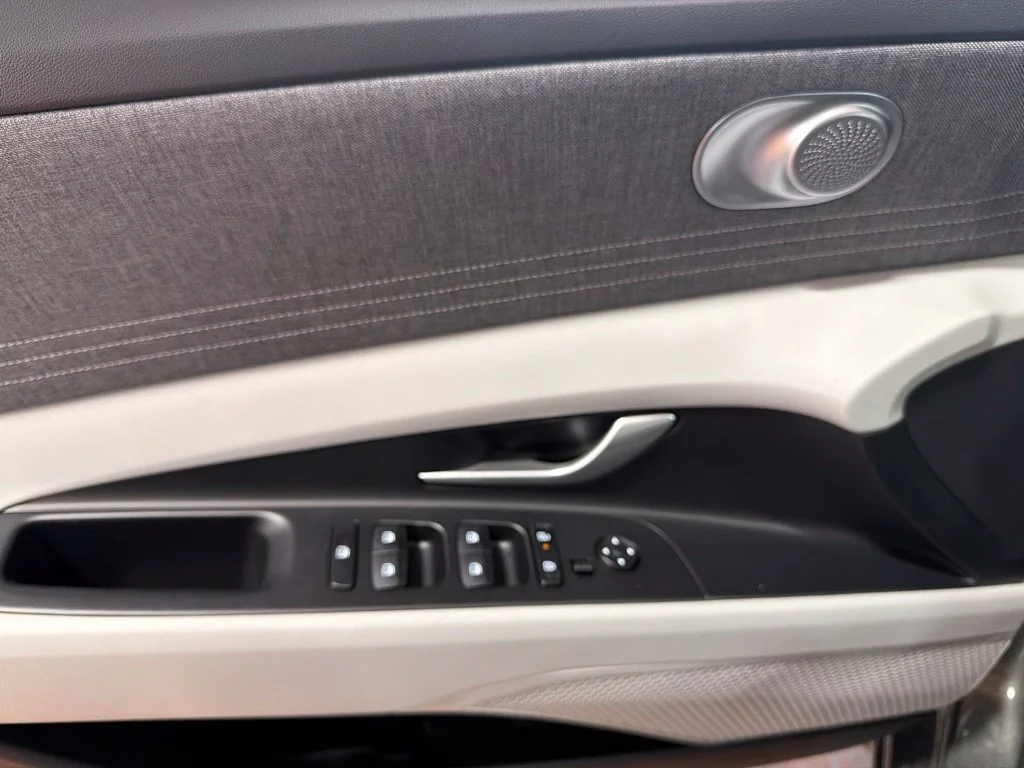 New 2026 Amazon Gray Hyundai SEL Sport Plus image 27