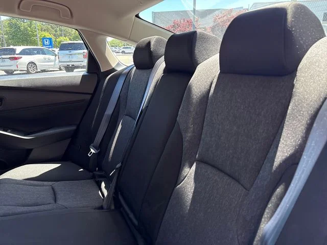 2025 Honda Accord LX - Photo 32