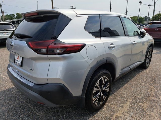 Used 2021 Silver Nissan SV image 6