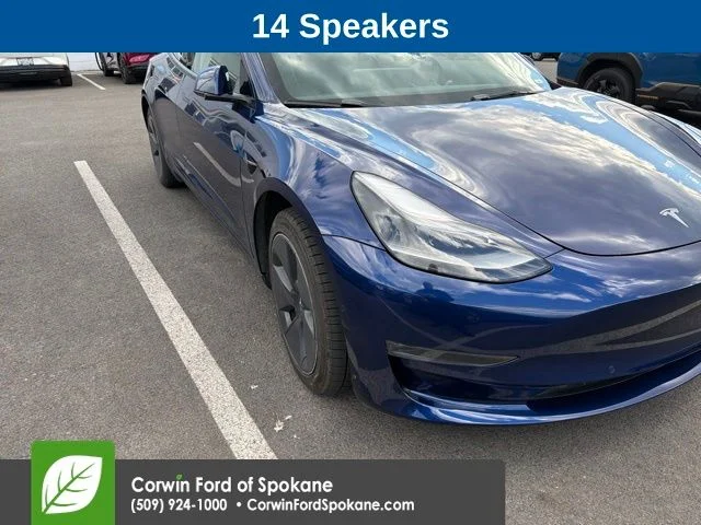 Used 2022 Deep Blue Metallic Tesla Long Range image 4