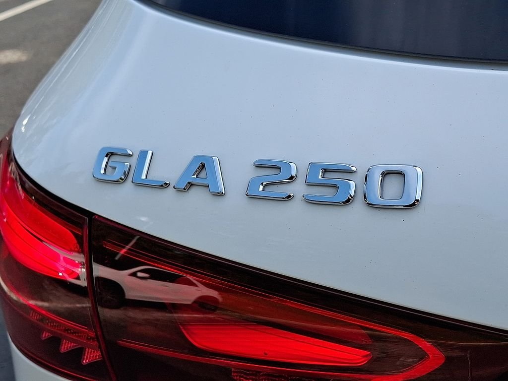 Certified Used 2026 White Mercedes-Benz GLA 250 image 29
