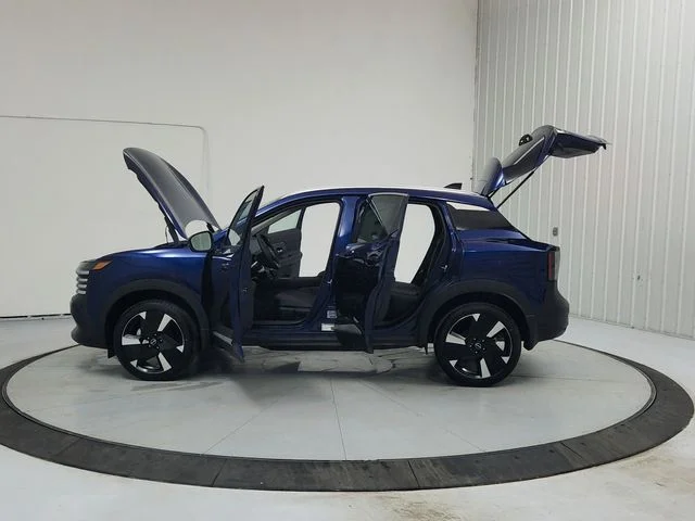 New 2026 Blue Nissan SR image 12