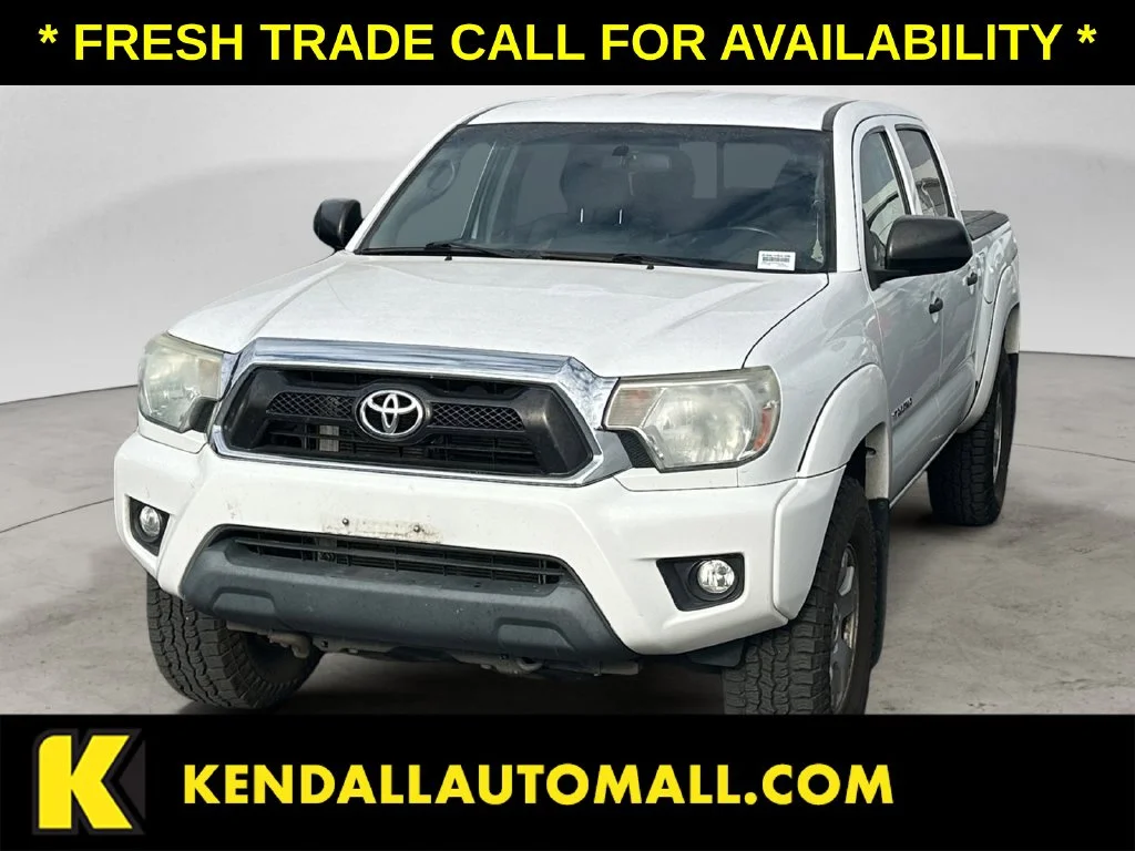 Used 2015 White Toyota Base image 1