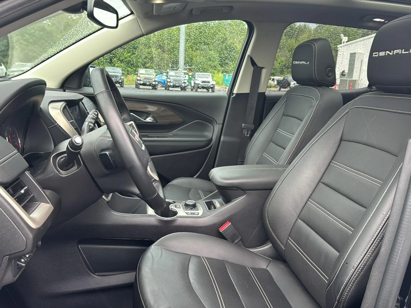 Used 2024 Ebony Twilight Metallic GMC Denali image 7