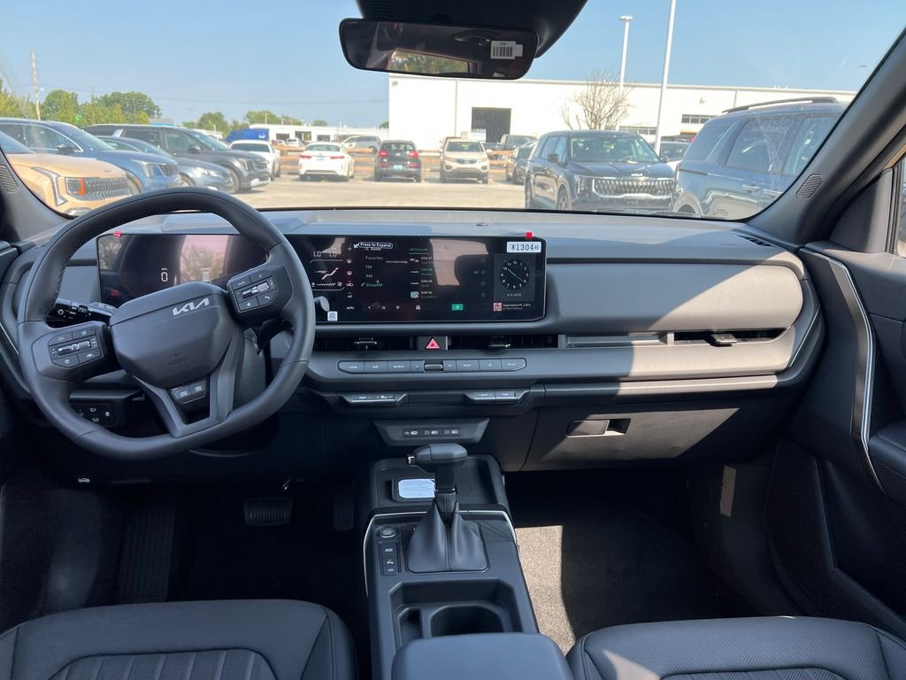 New 2027 Brown Kia X-Line S image 15
