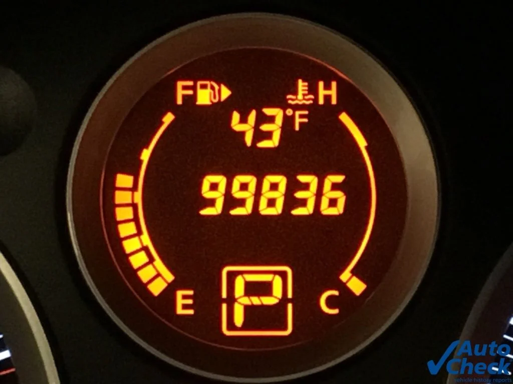 Used 2012 Black Nissan 2.0 SR image 48