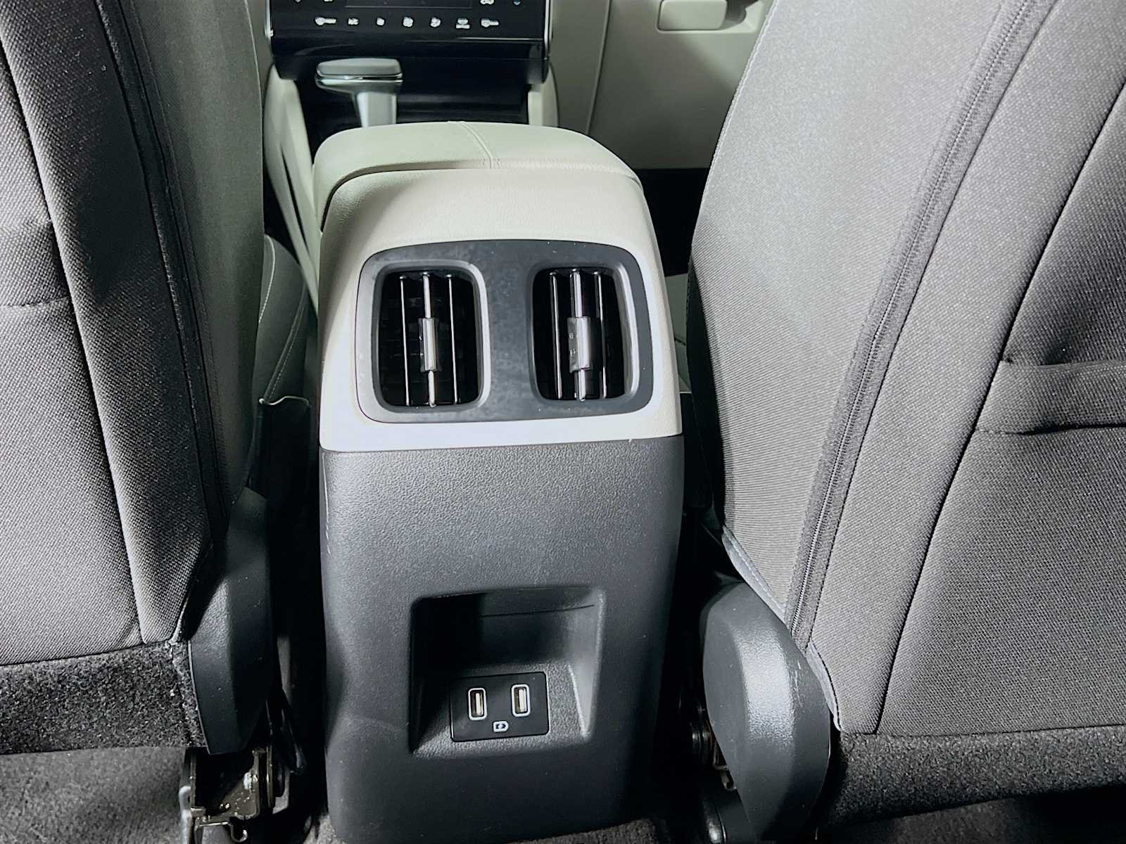 Used 2024 White Pearl Hyundai SEL image 25