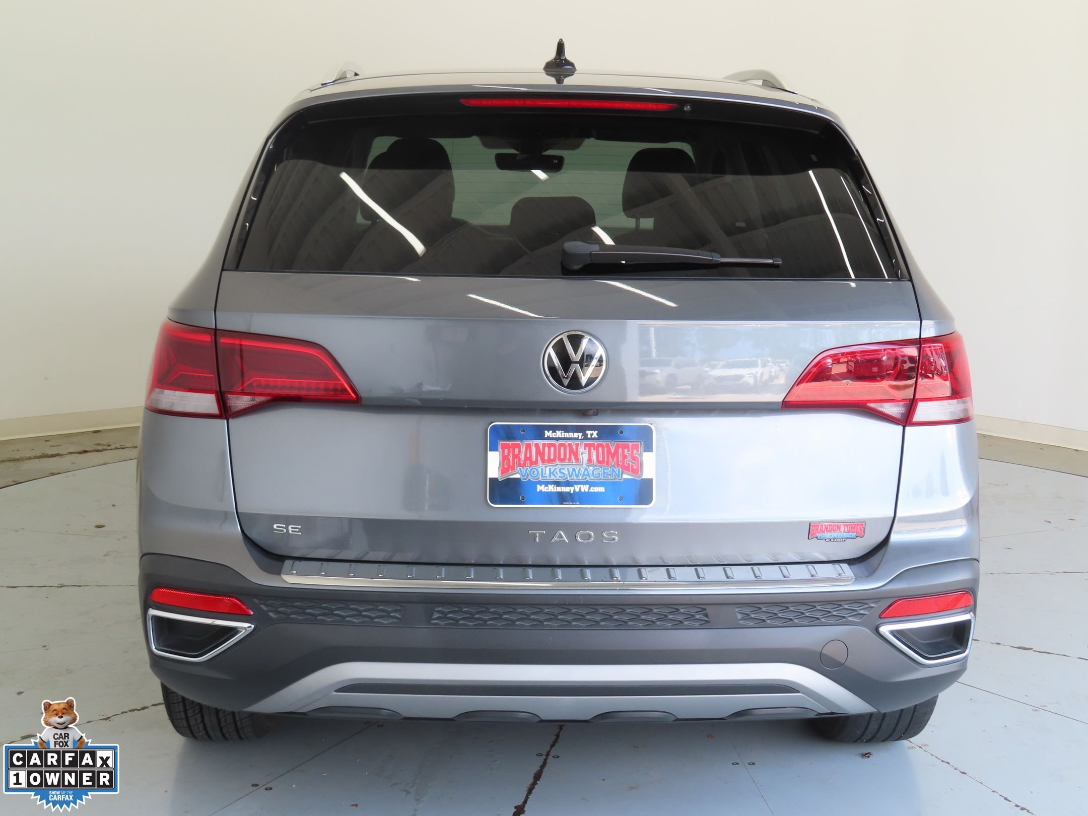 Certified Used 2023 Gray Volkswagen 1.5T SE image 4