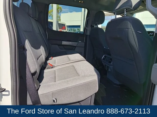 Used 2025 Oxford White Ford XLT image 13