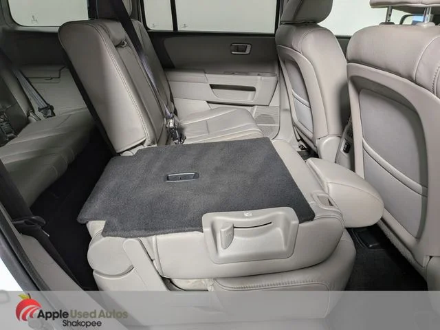 Used 2015 White Honda EX-L image 38