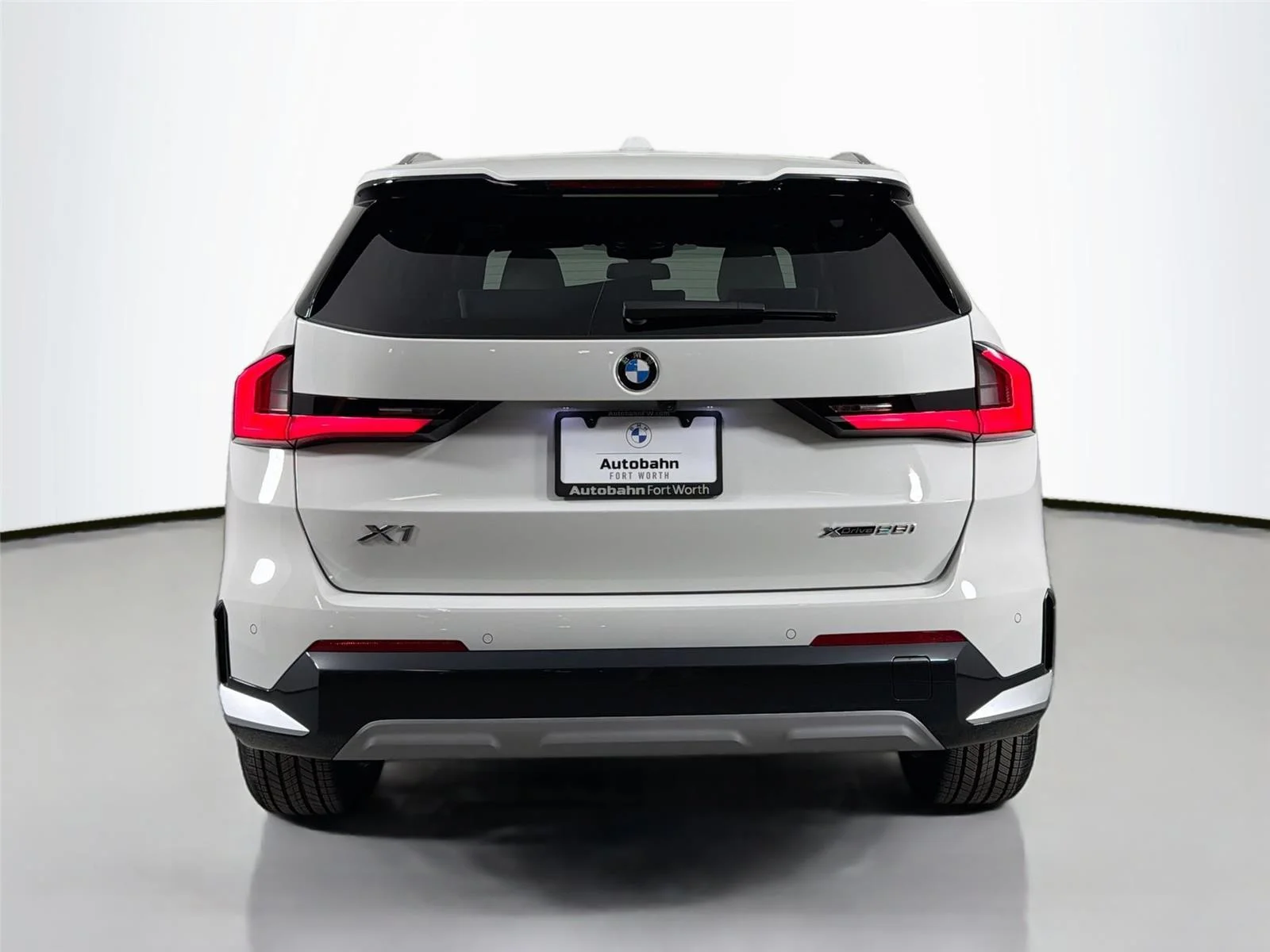 New 2026 Alpine White BMW xDrive28i image 6