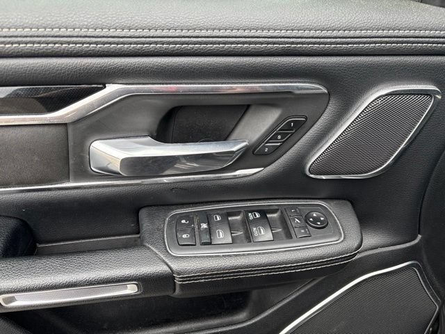 Used 2019 Granite Crystal Metallic Clearcoat Ram Laramie image 20