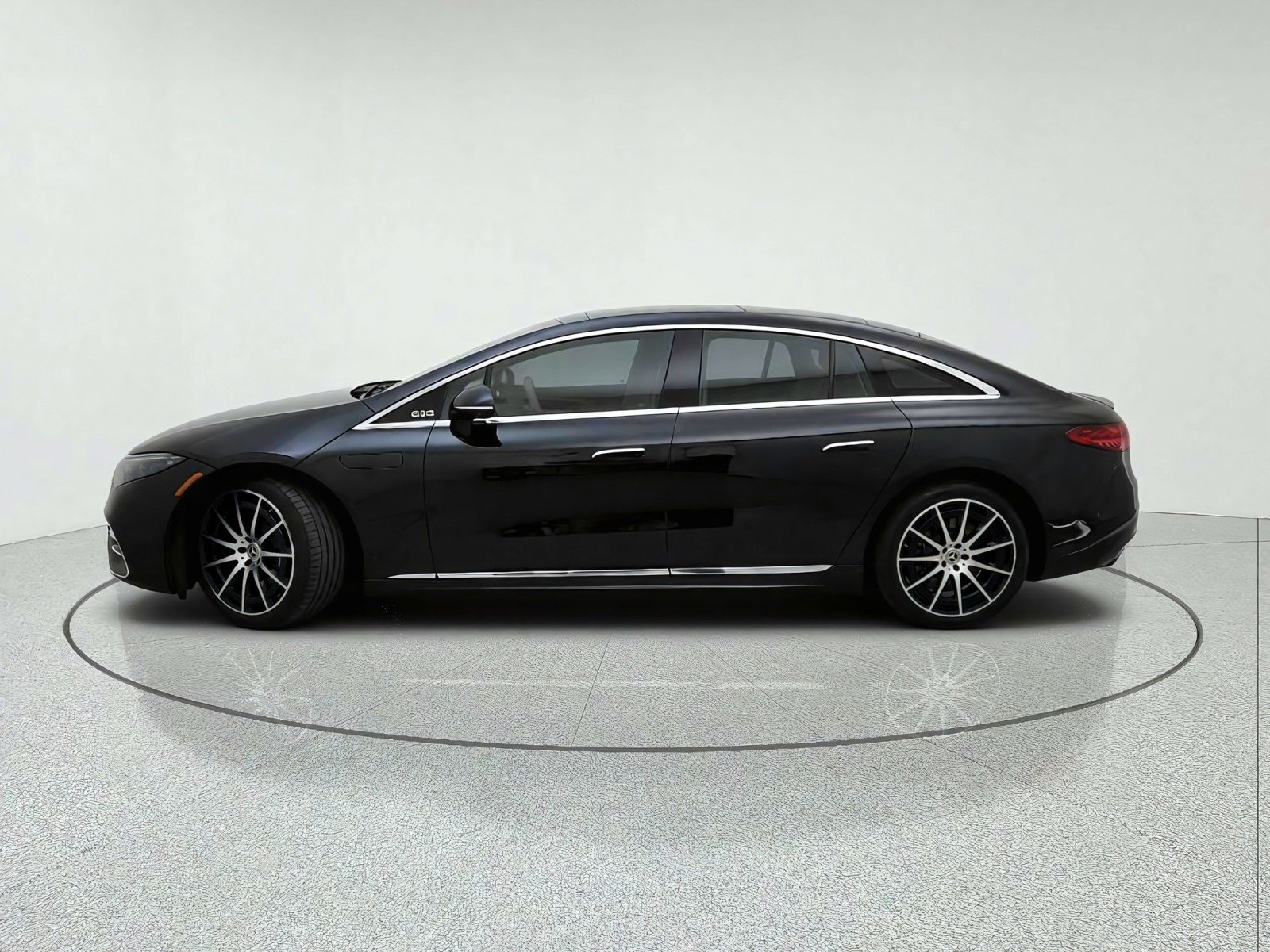 Certified Used 2023 Obsidian Black Metallic Mercedes-Benz EQS 450+ image 14