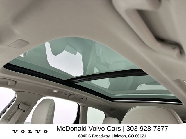 Used 2024 Blue Volvo T8 Plus Dark Theme image 22