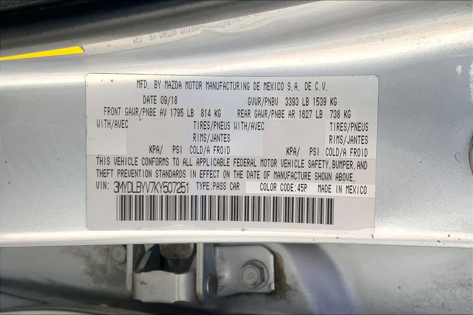 Used 2019 Chromium Toyota LE image 35