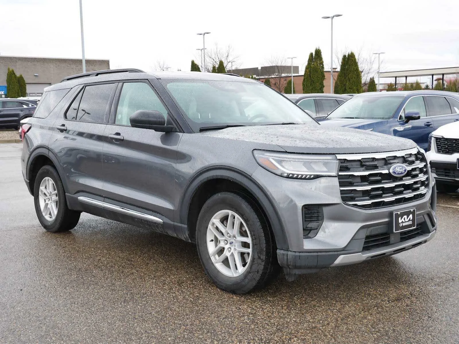 2025 Ford Explorer Active 4WD (PL535)'s photo