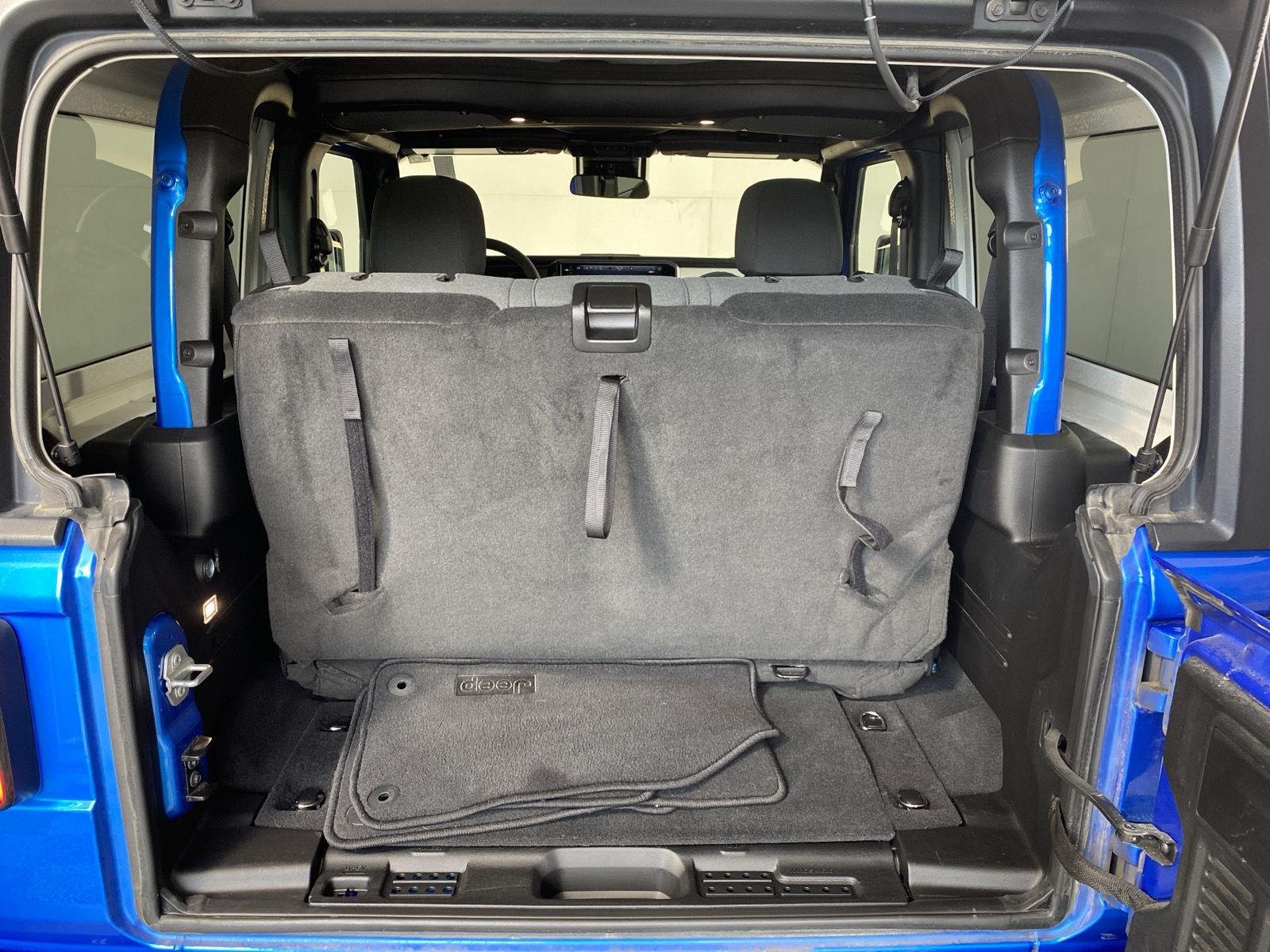 Used 2024 Hydro Blue Pearlcoat Jeep Sport S image 16
